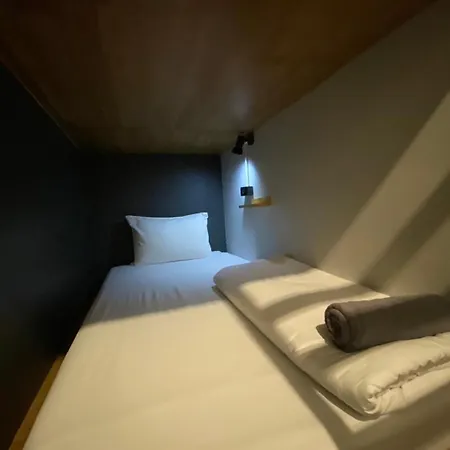 Ekanek Hostel (Adults Only)-2